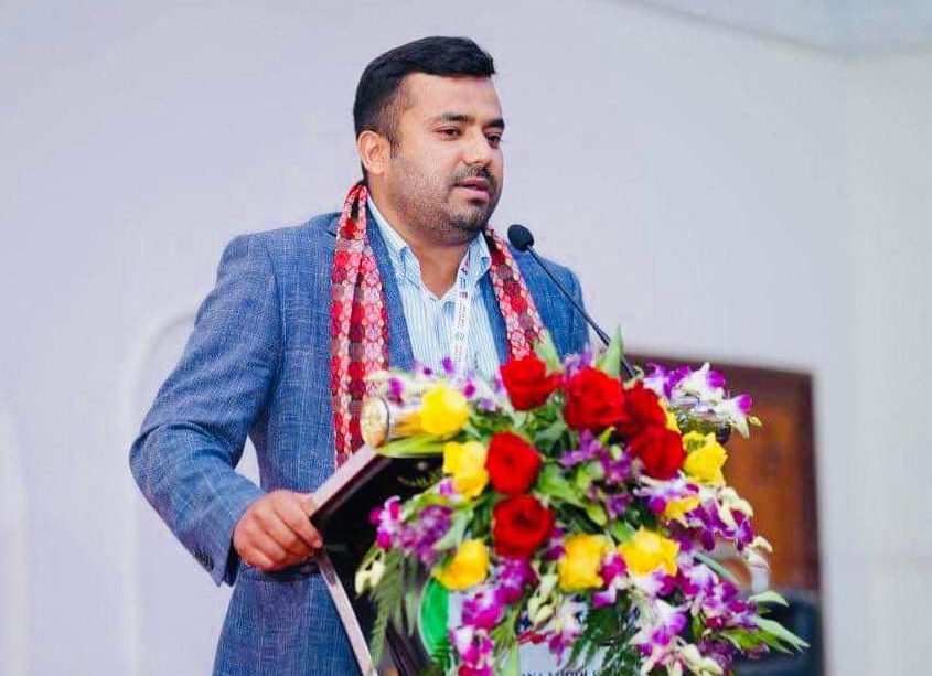 युवा उपाध्यक्षका उम्मेद्वार थापा भन्छन्–‘फाटेको मन टाल्ने/सिलाउँने मै कार्यकाल बित्यो’