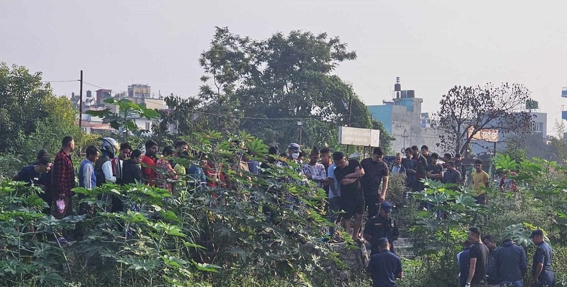 काठमाडौंको बागमती नदी किनारमा युवकको शव फेला