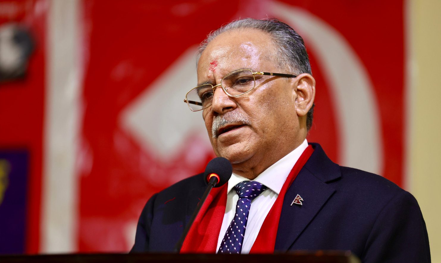 ‘परिवर्तनका मुद्दा उल्टाएर देशलाई द्वन्द्वमा फसाउने भयानक षड्यन्त्र हुँदैछ ’ : प्रधानमन्त्री दाहाल