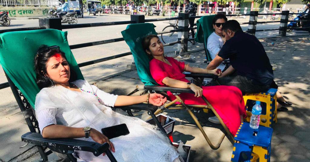 पतञ्जलि योग समितिको आयोजनामा दमकमा वृहत् रक्तदान कार्यक्रम