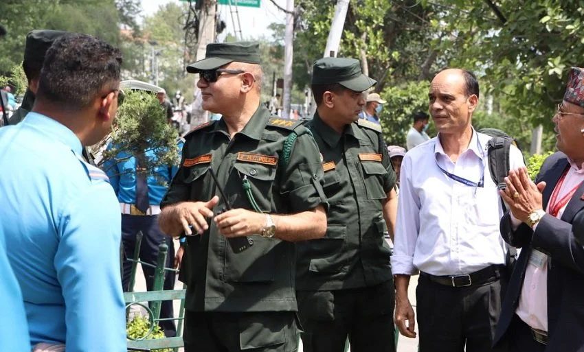 सुर्तीजन्य पदार्थ बेचबिखनमा निगरानी : काठमाडौंका मुख्य चोकहरुमा महानगर प्रहरी सक्रिय