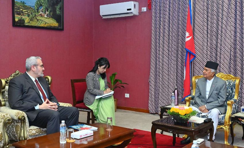 राष्ट्रपति पौडेल र विश्व बैंकका देशीय निर्देशक जर्भोसबीच भेटवार्ता