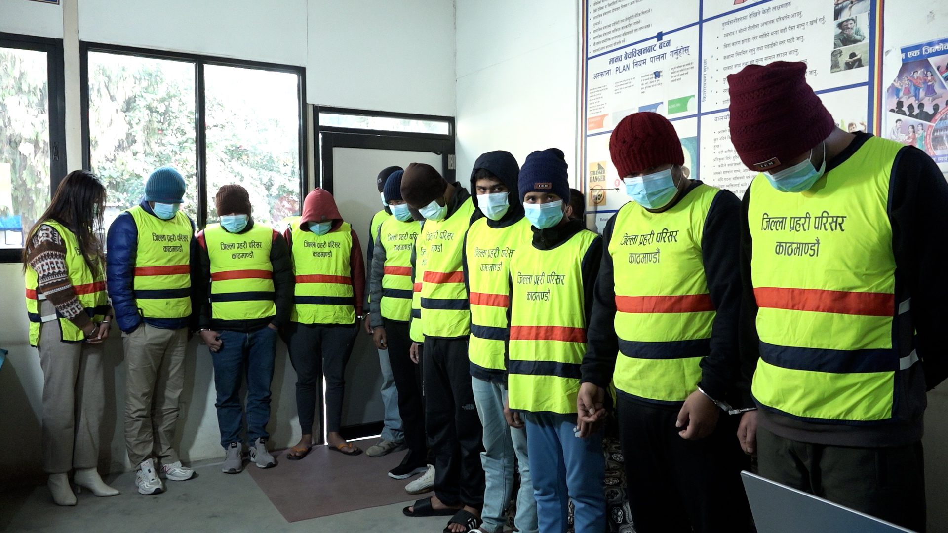 नेपालीलाई रुसी सेनामा भर्ती गराउन सक्रिय गिरोहका १२ जना प्रहरीद्धारा सार्वजनिक