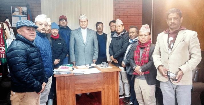 सिनेट बैठक राखेर बीपी प्रतिष्ठानको समस्या समाधान गर्ने मन्त्री बस्नेतको आश्वासन