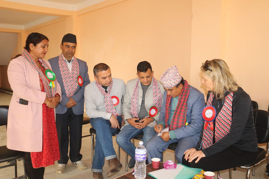 मदरल्यान्ड ग्रुप जोडिएको धादिङमा संचालित तालिम केन्द्रबाट १५ जनाले लिए नि:शुल्क काष्ठकर्मी तालिम