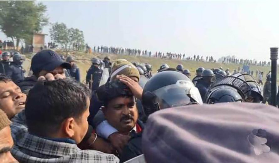 राजविराजमा जनमत पार्टीका नेता कार्यकर्ता र प्रहरीबीच झडप