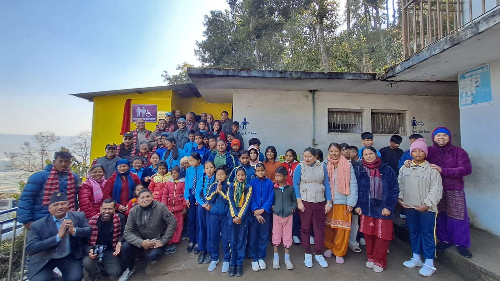 रोटरी क्लब अफ राजधानीले निर्माण ग-यो अपांङ्गमैत्री शौचालय