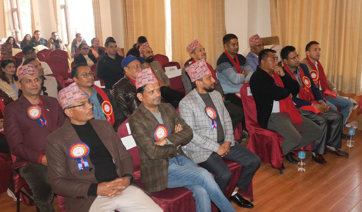 राष्ट्रिय व्यापार संघको १९ औं वार्षिक साधारणसभा : खरालको अध्यक्षतामा निर्विरोध कार्यसमिति चयन