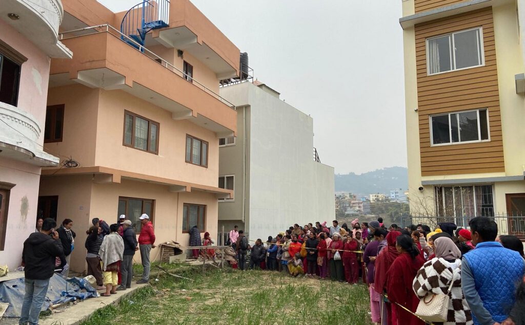 स्वयम्भू घटना : छोरी र श्रीमतीसहित ३ जनाको हत्यापछि झुन्डिएको अवस्थामा मृत भेटिए श्रीमान