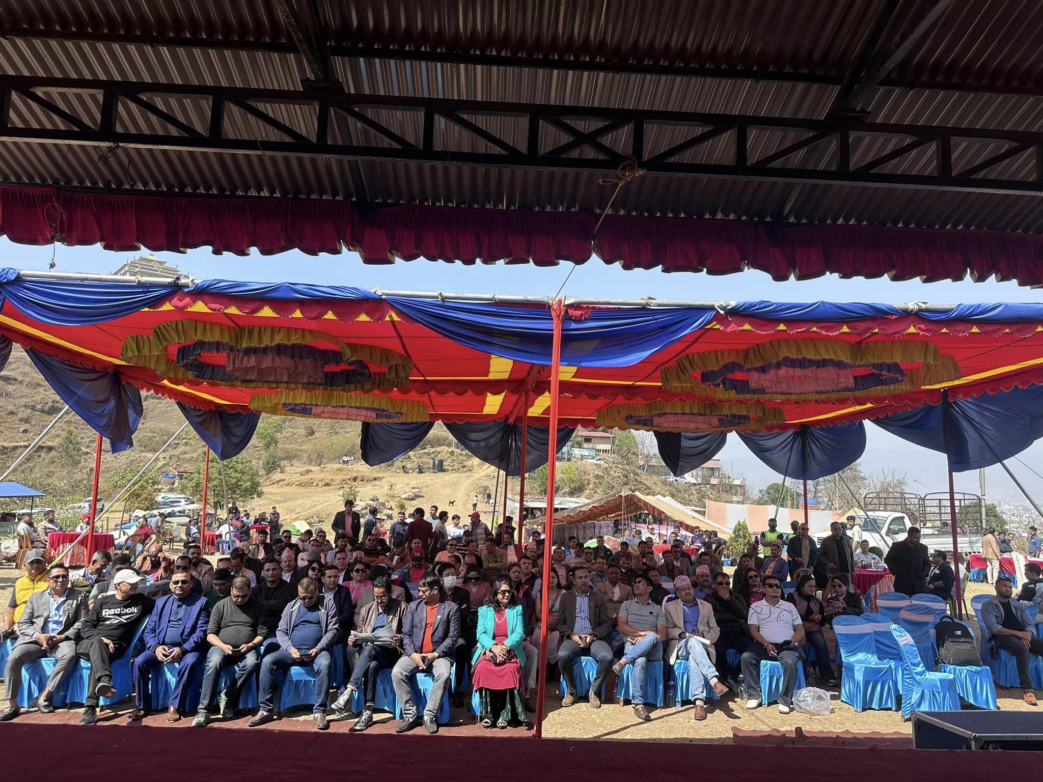 मञ्चको बनभोज कार्यक्रममा राष्ट्रिय कलाकारको बेजोड प्रस्तुती(फोटो फिचर)