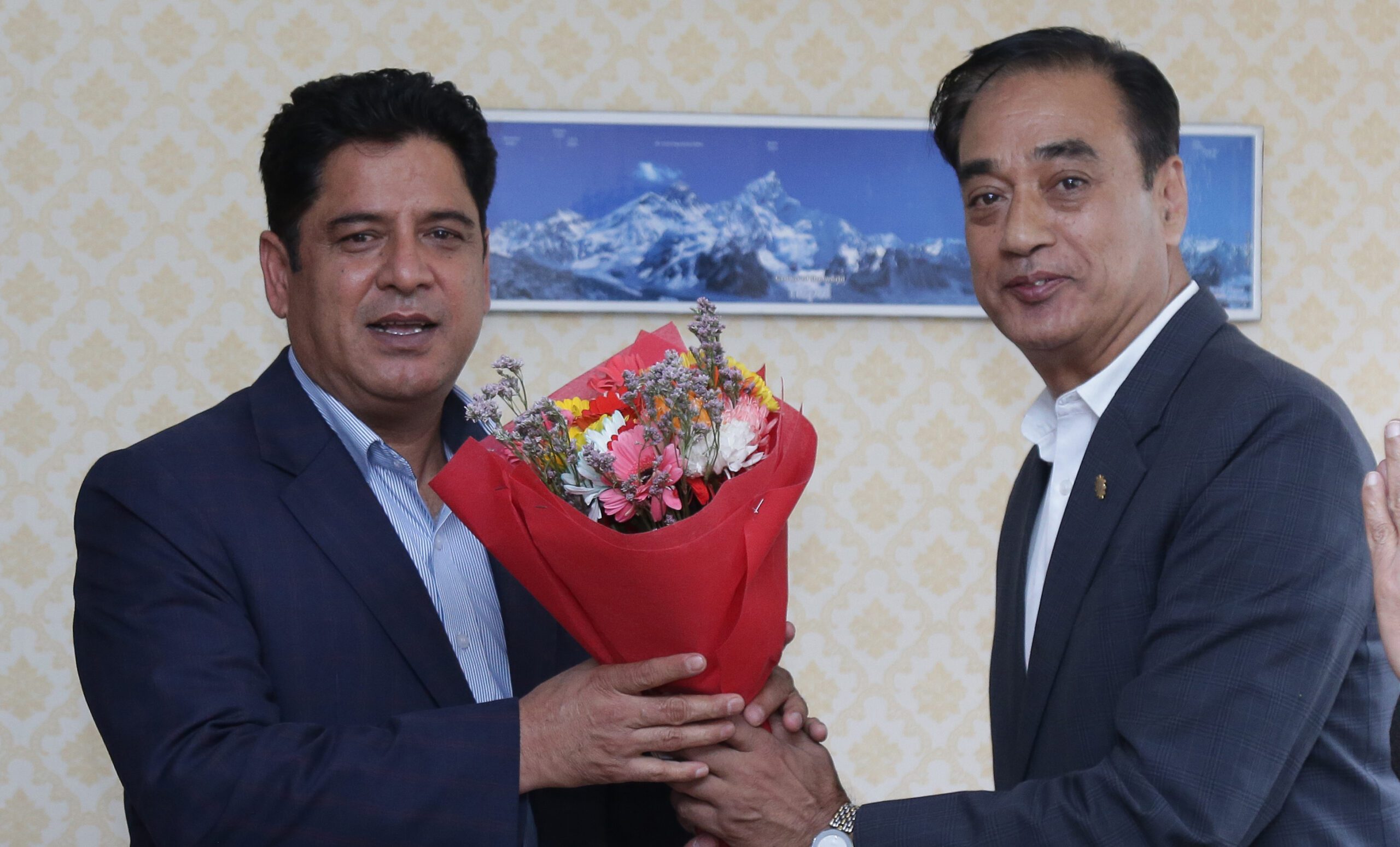 सातै प्रदेशमा निर्यात गृह खोल्न उद्योगमन्त्री भण्डारीलाई चेम्बरको आग्रह