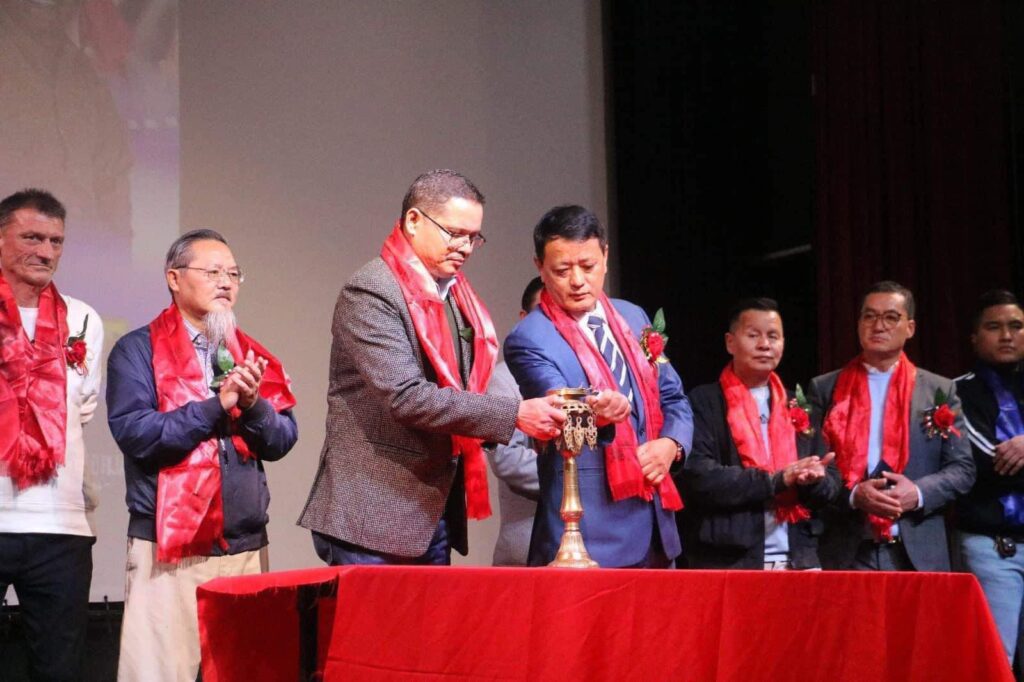 नेपाल चेम्बर अफ कमर्स मकाउद्वारा आश्रम र विद्यालयलाई सहयोग