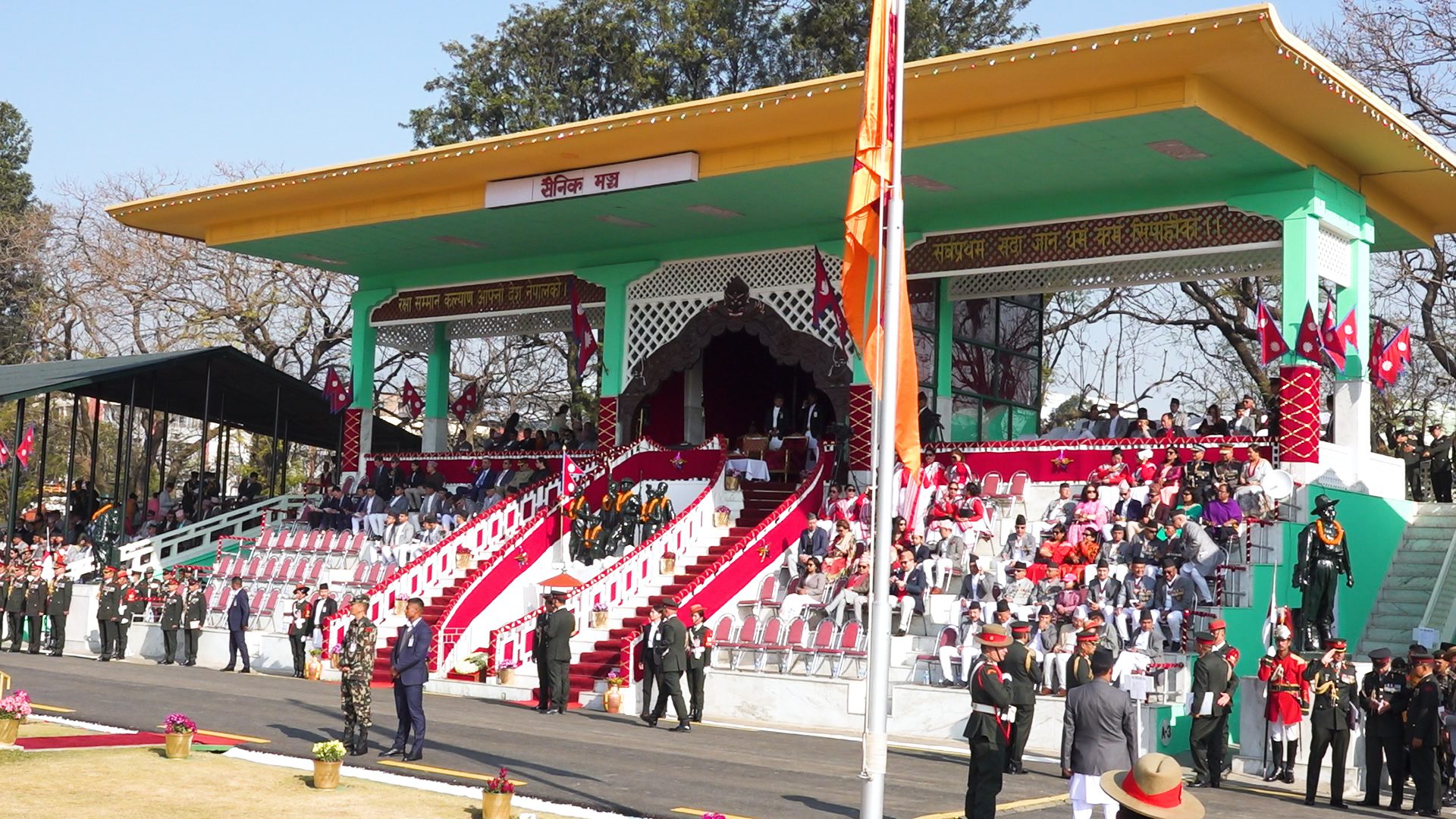 टुँडिखेलमा यसरी मनाइयो सेना दिवस (फोटो फिचर)