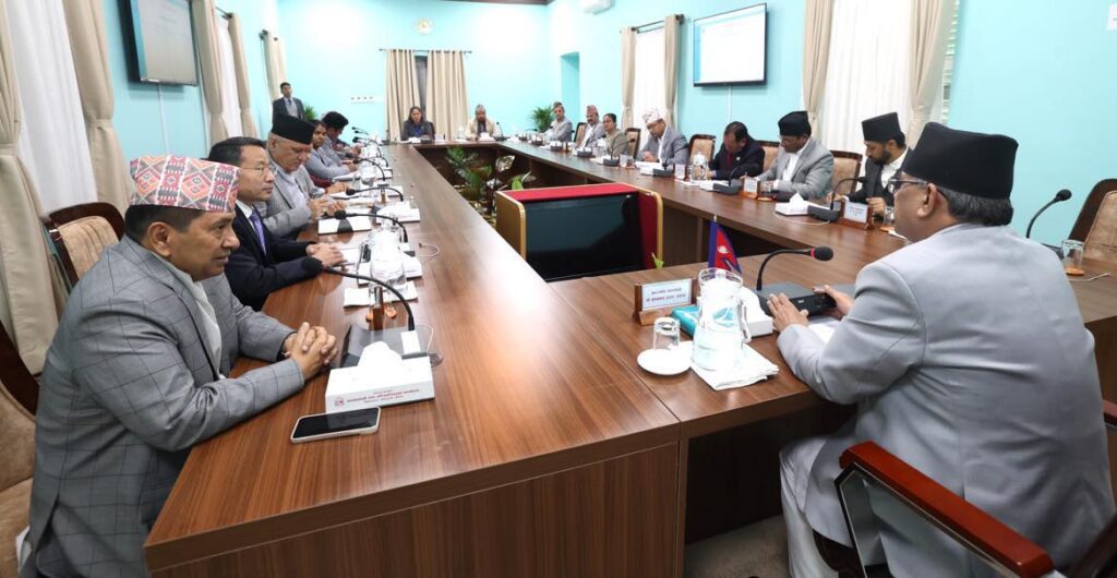 नवगठित मन्त्रिपरिषद्को बैठक सिंहदरबारमा सम्पन्न