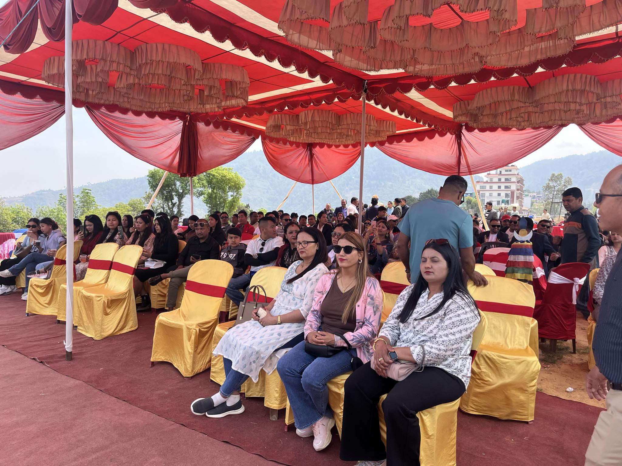 नेतादेखि कलाकारसम्मको उपस्थितिमा गणतान्त्रिक मञ्चको बनभोज कार्यक्रम सम्पन्न