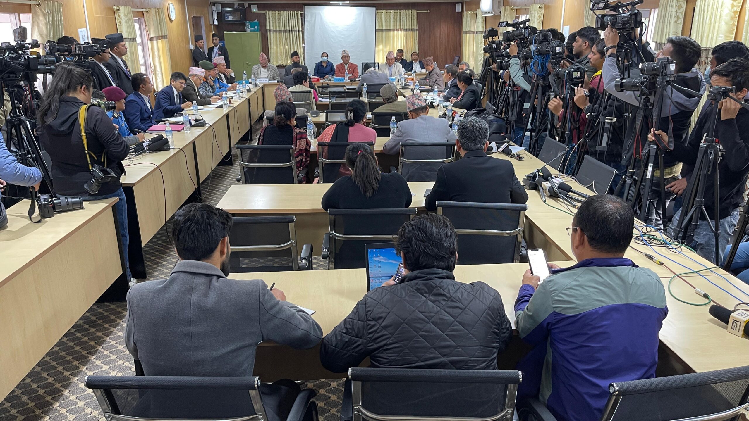 राज्य व्यवस्था समितिको बैठक बस्दै, फास्ट ट्रयाकका बारेमा छलफल हुने