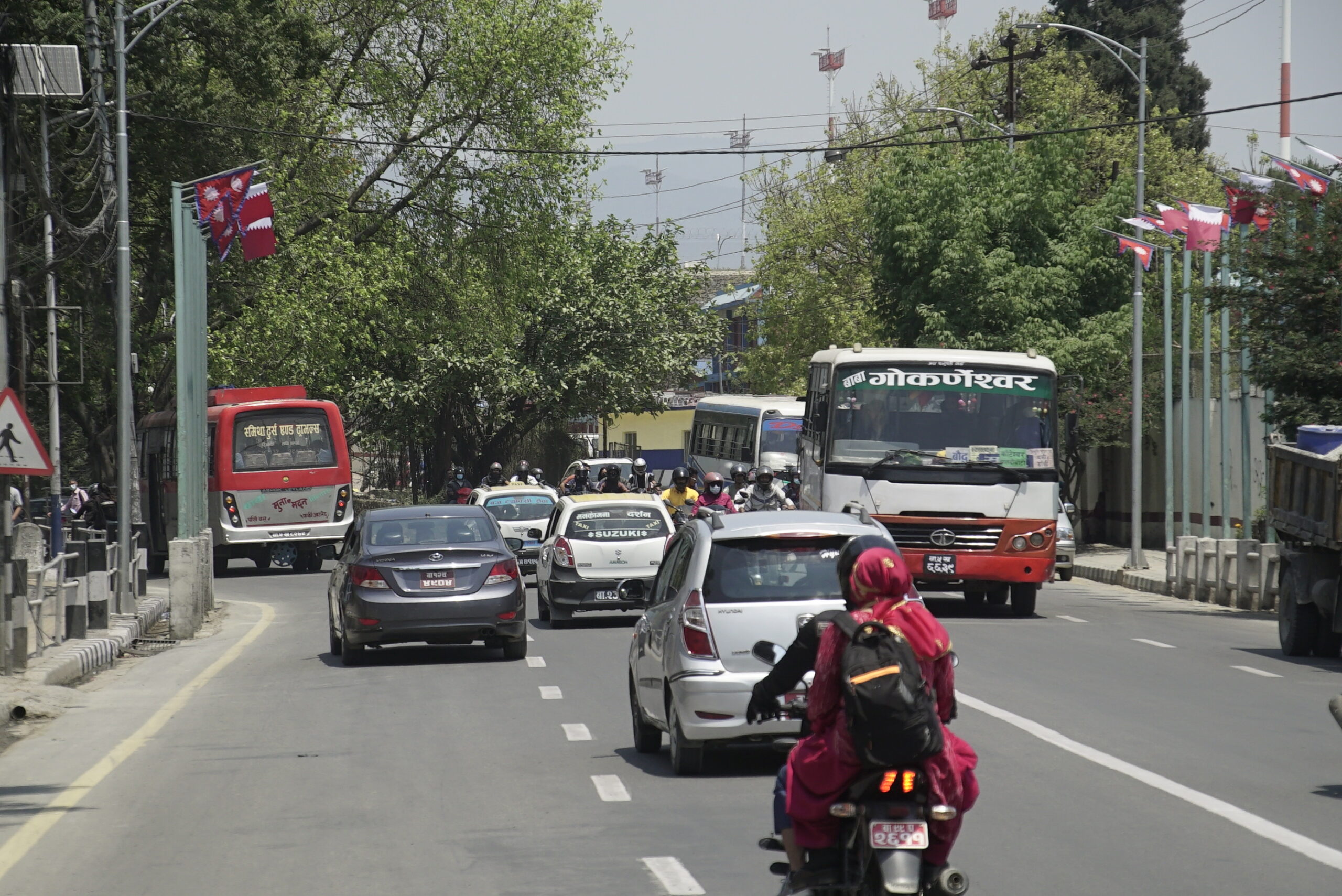 कतारी राजाको स्वागतमा सिँगारियो काठमाडौं (फोटो फिचर)