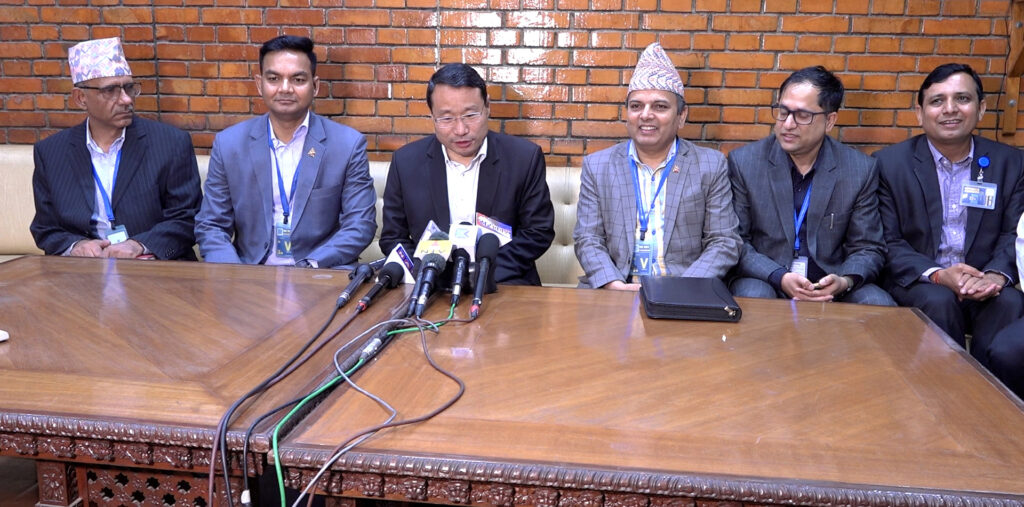 ‘विश्व बैंकलाई माथिल्लो अरुणमा लगानी गर्न सहमत बनायौं’ : अर्थमन्त्री पुन