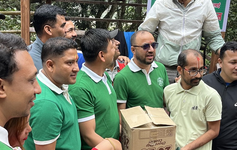 अरुण बरुण सहकारी संस्थाको मातातिर्थ औंसी मनाकामनाको वृद्धाश्रममा