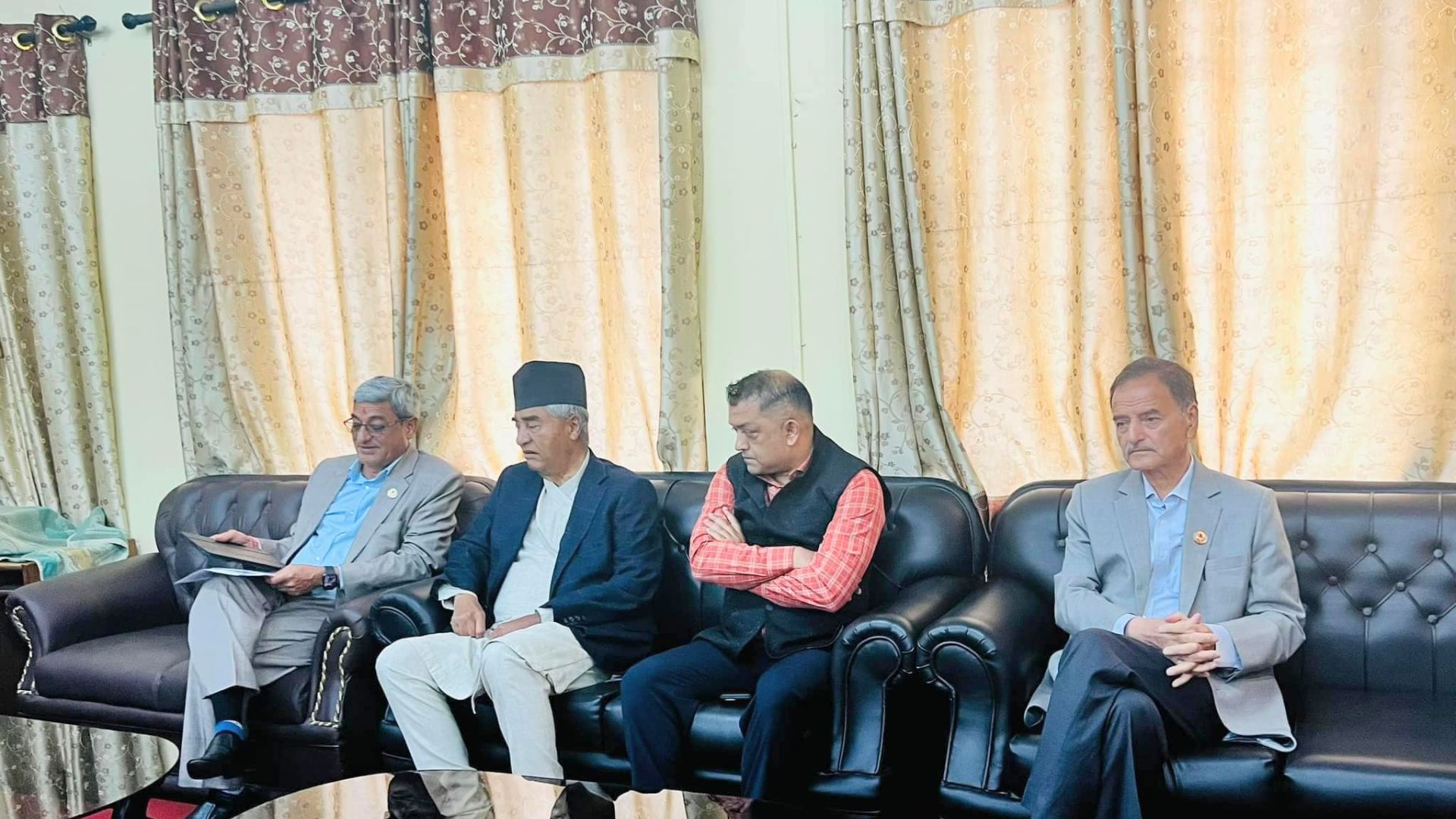 प्रतिनिधिसभा पूर्व कांग्रेस संसदीय दल र कार्यसमितिको बैठक बस्दै