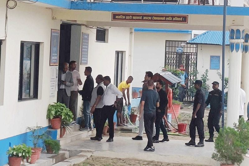 कैलाश सिरोहियालाई अदालतमा पेश गरिँदै