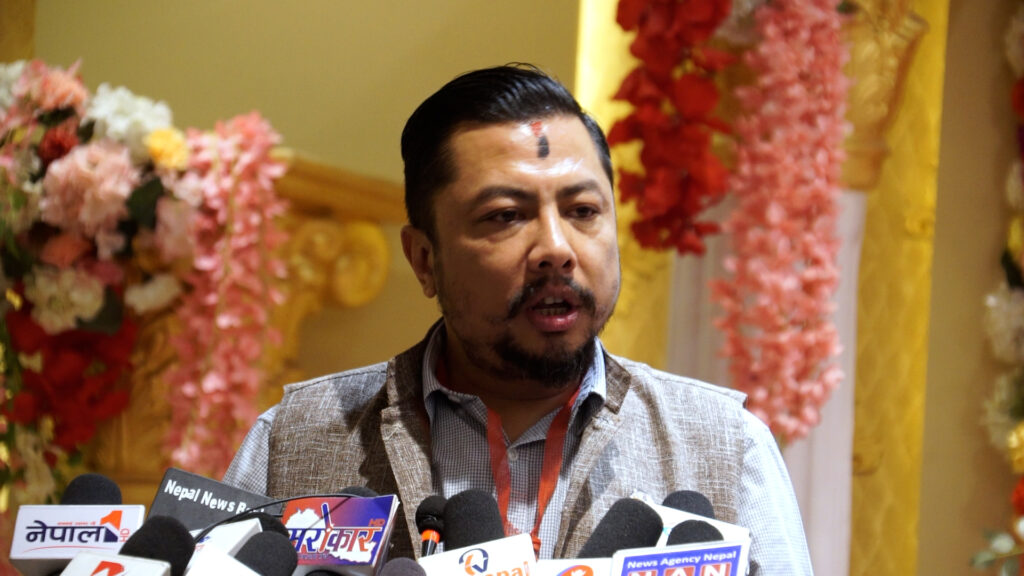 राजिनामा पत्र बोकेर हिँडेका छन् खेलकूद मन्त्री