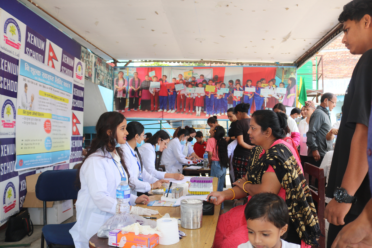 ललितपुर इमाडोलमा सुनापाती पोलिक्लिनिकको निःशुल्क स्वास्थ्य शिविर, करिब ५ सय सेवाग्राहीले लिए लाभ