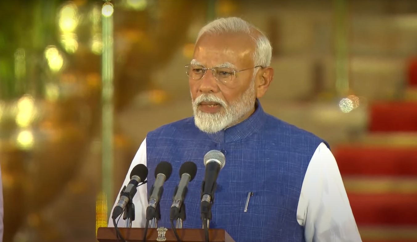 भारतीय प्रधानमन्त्री मोदीले दिए नवनियुक्त प्रधानमन्त्री कार्कीलाई बधाई