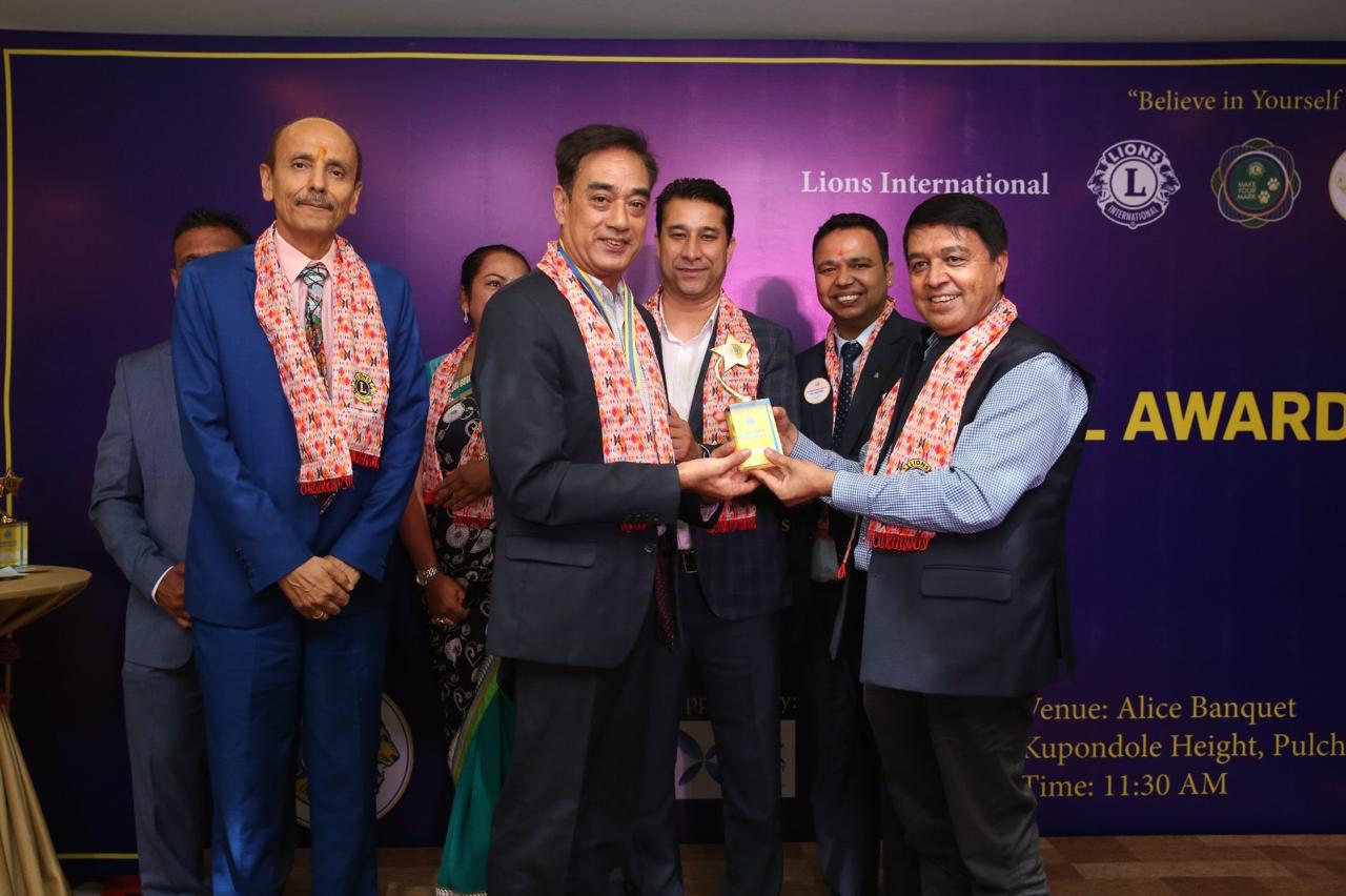 चेम्बरका निर्वतमान अध्यक्ष मल्ललाई कर्पोरेट सोसियल अवार्ड