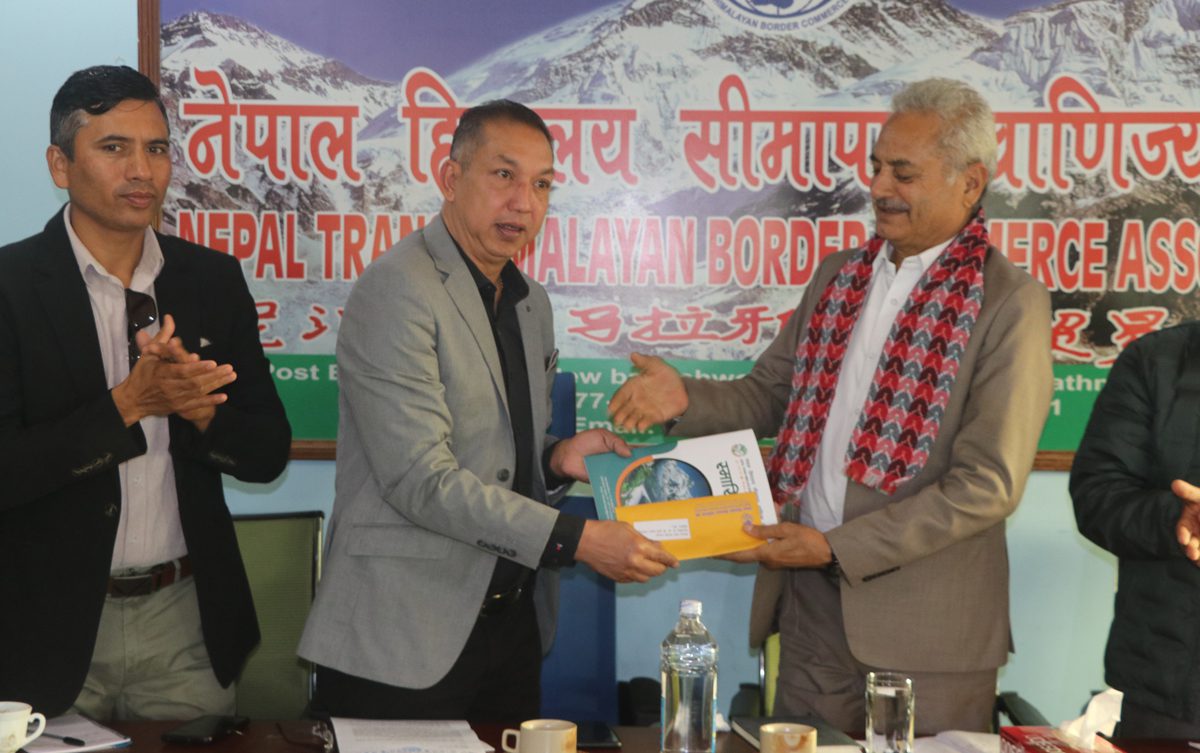 चीनका लागि नवनियुक्त राजदूतलाई हिमालय सीमापार वाणिज्य संघको बधाई तथा सुझावपत्र