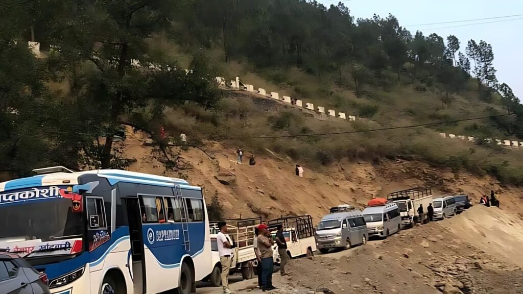 बीपी राजमार्गमा राति गाडी चलाउन रोक