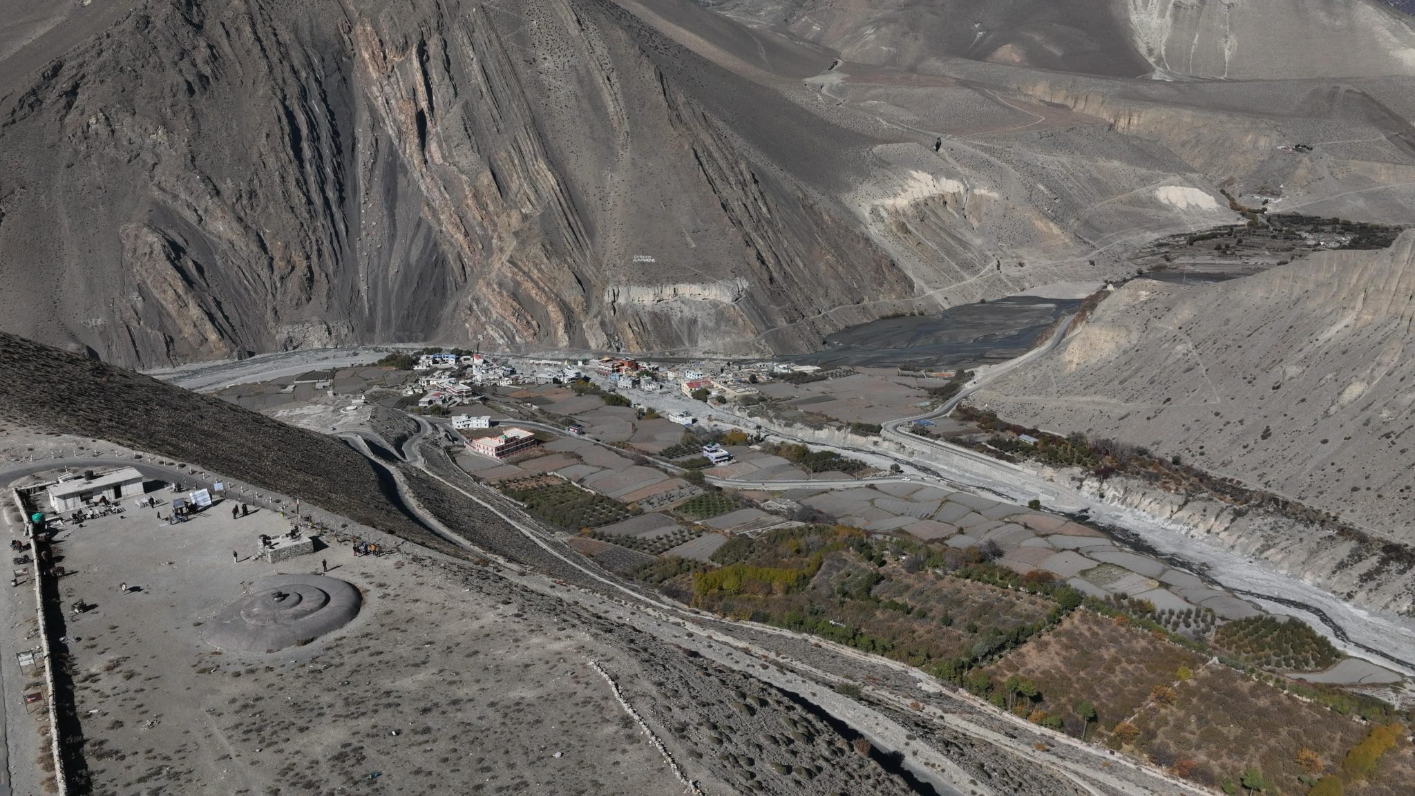 तस्विरमा हेर्नुहोस् मुस्ताङको कागबेनी र सेल्फी डाँडा