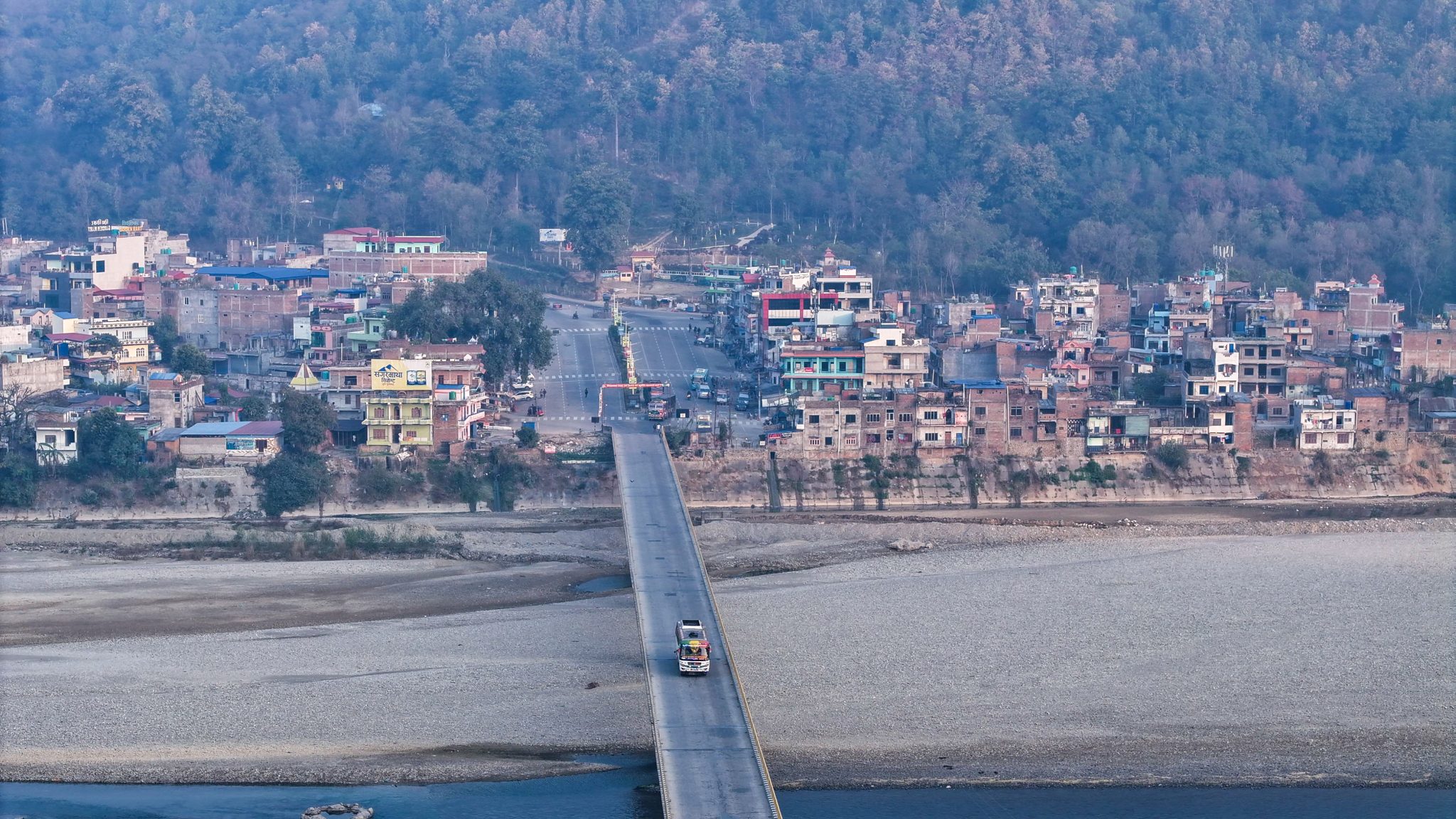 तस्वीरमा हेर्नुहोस् दाङको सुन्दर भालुवाङ बजार