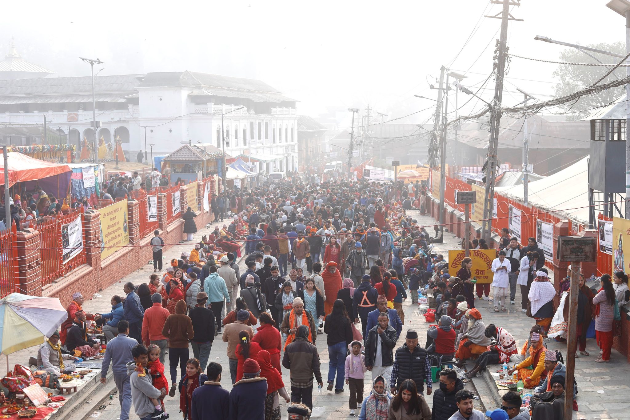 पशुपतिमा महाशिवरात्रिको रौनक (तस्बिरहरु)