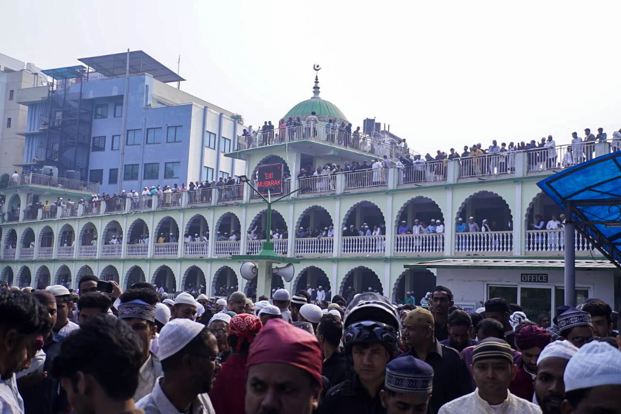 ‘इद उल फित्र’ पर्वको रौनक (तस्बिरहरू)