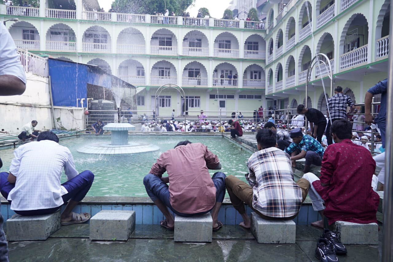 ‘इद उल फित्र’ पर्वको रौनक (तस्बिरहरू)