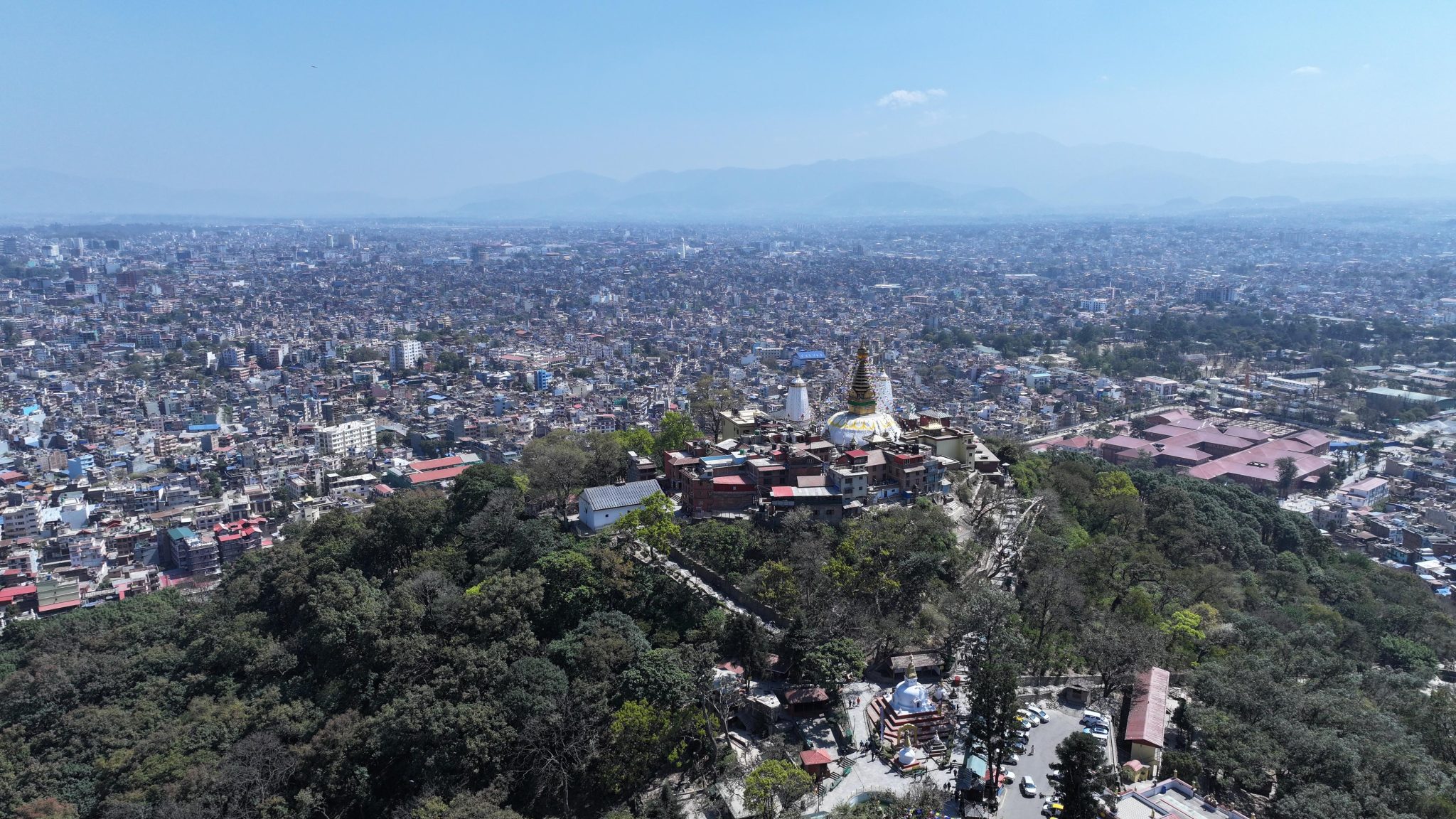 मौसम खुलेसँगै यस्तो देखियो काठमाडौं उपत्यका (तस्वीरहरु)