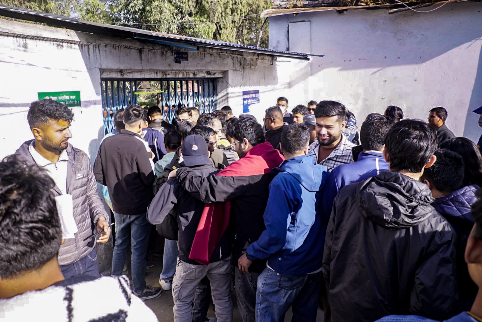 नेपाल कमर्स क्याम्पसमा मतदान सुरू (तस्वीरहरु)