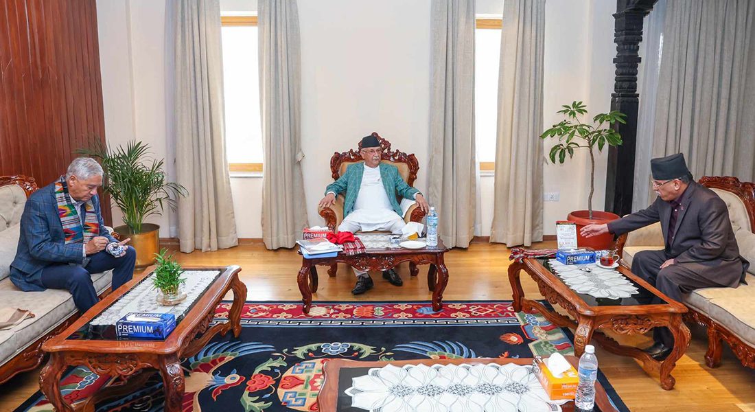 प्रधानमन्त्रीसहित तीन दलका शीर्ष नेताको बैठक बस्दै