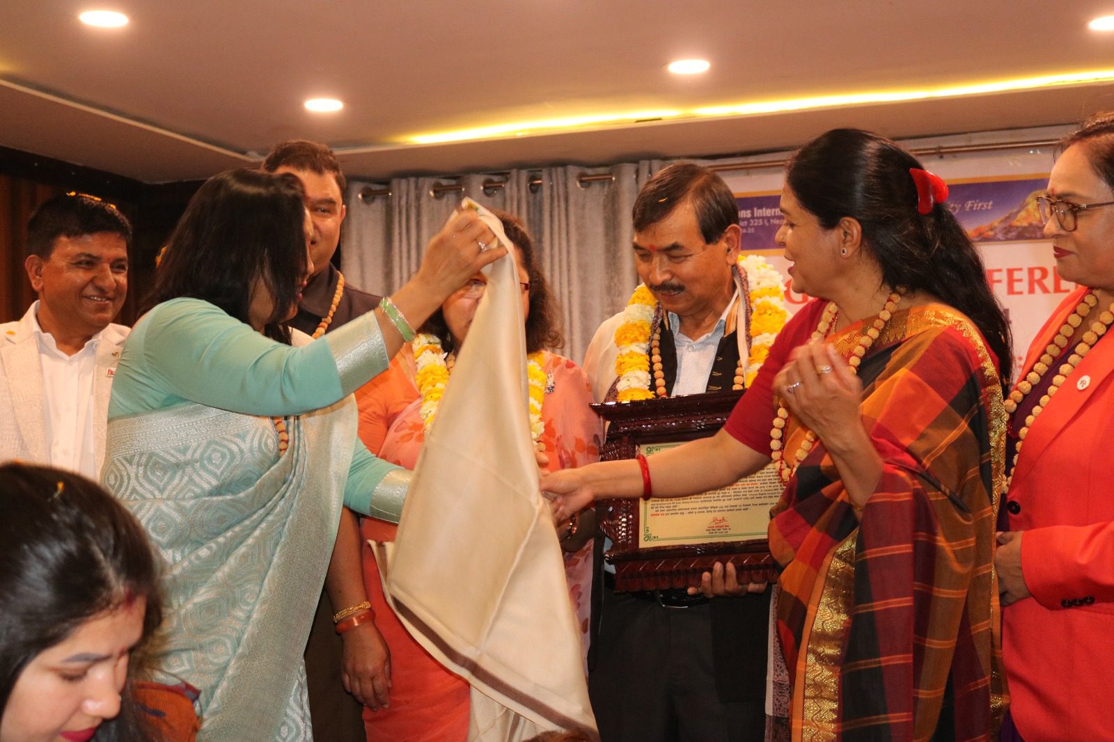 रिजन चेयर पर्सन शशीभुमी श्रेष्ठको रिजन कन्फ्रेन्स, ३ जना स्रष्टा सम्मानित (फोटोफिचर)