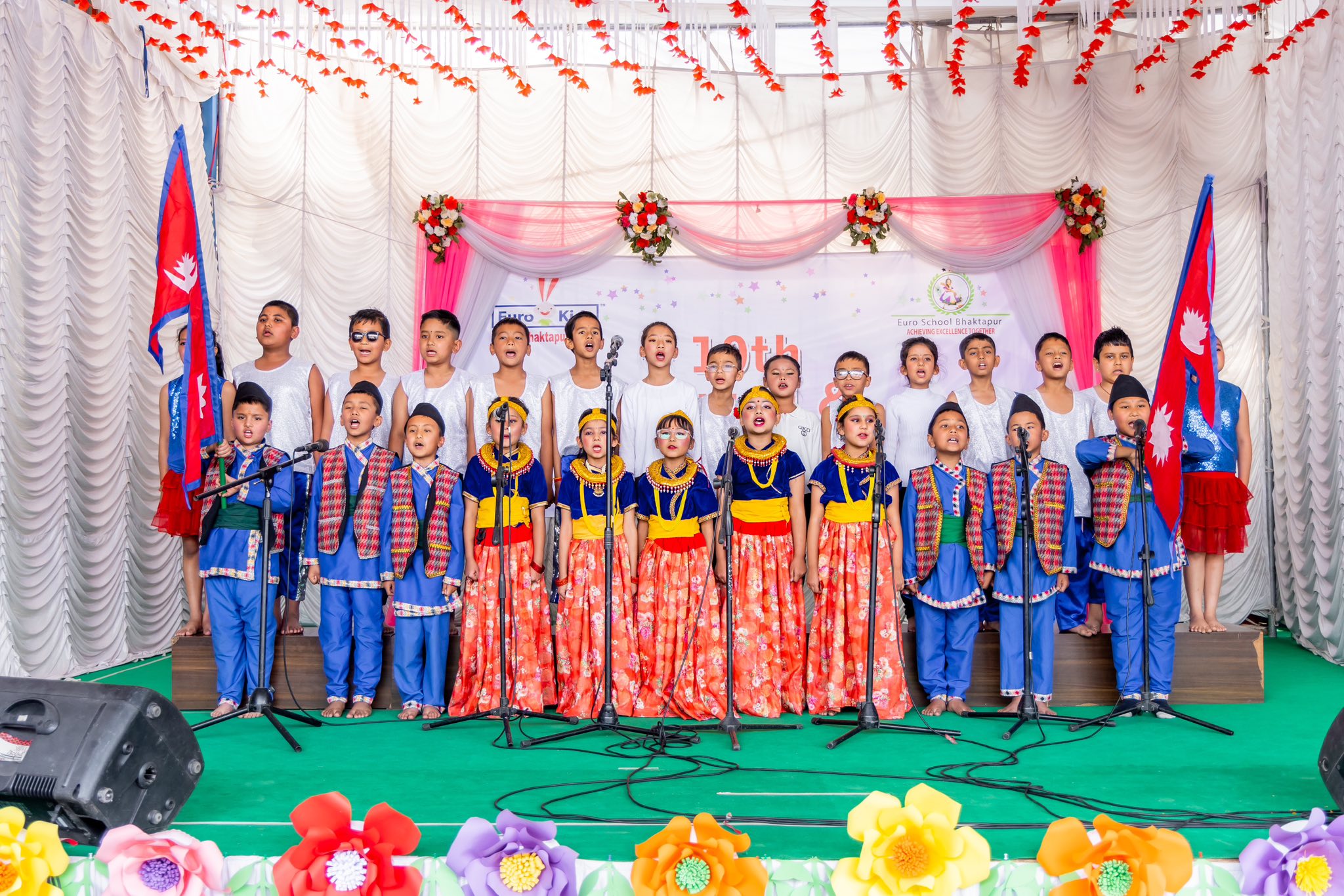 यूरो स्कुल सृजनानगर : एकैपटक ३९ जना विद्यार्थी भए दिक्षित (फोटोफिचर)