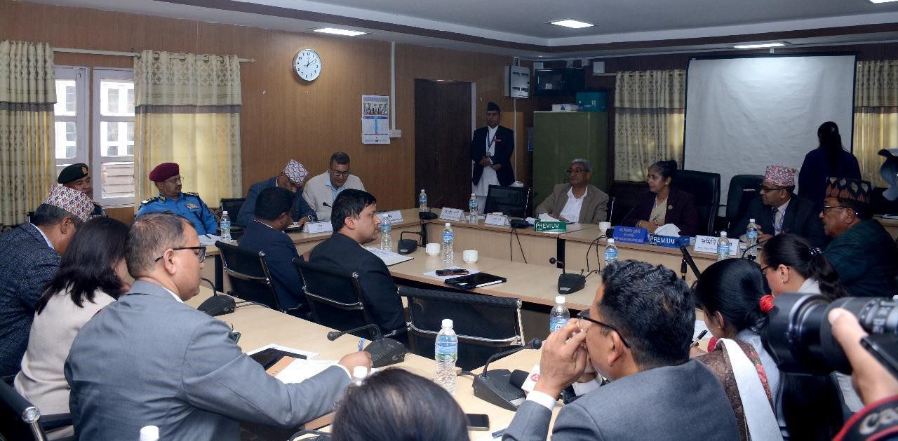 पूर्वराजा ज्ञानेन्द्रलाई जवाफदेहिताको तहमा ल्याइनुपर्ने सांसदहरुको माग