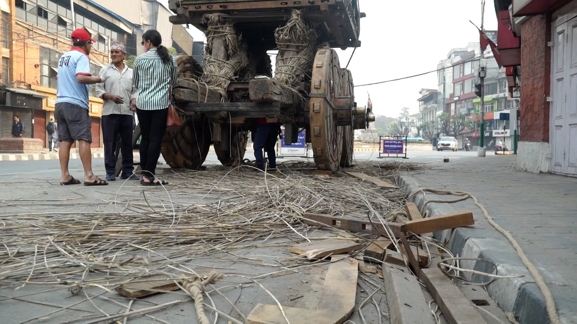 तस्वीरमा हेरौँ सेतो मच्छिन्द्रनाथ रथयात्राको तयारी