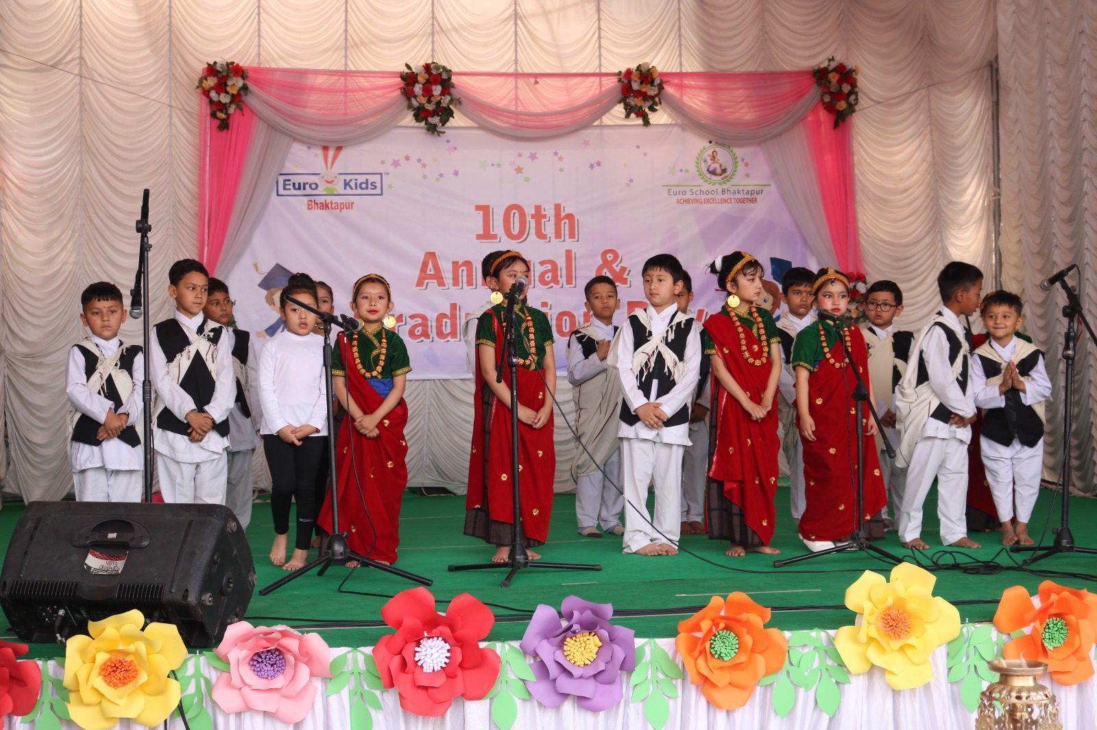 यूरो स्कुल सृजनानगर : एकैपटक ३९ जना विद्यार्थी भए दिक्षित (फोटोफिचर)