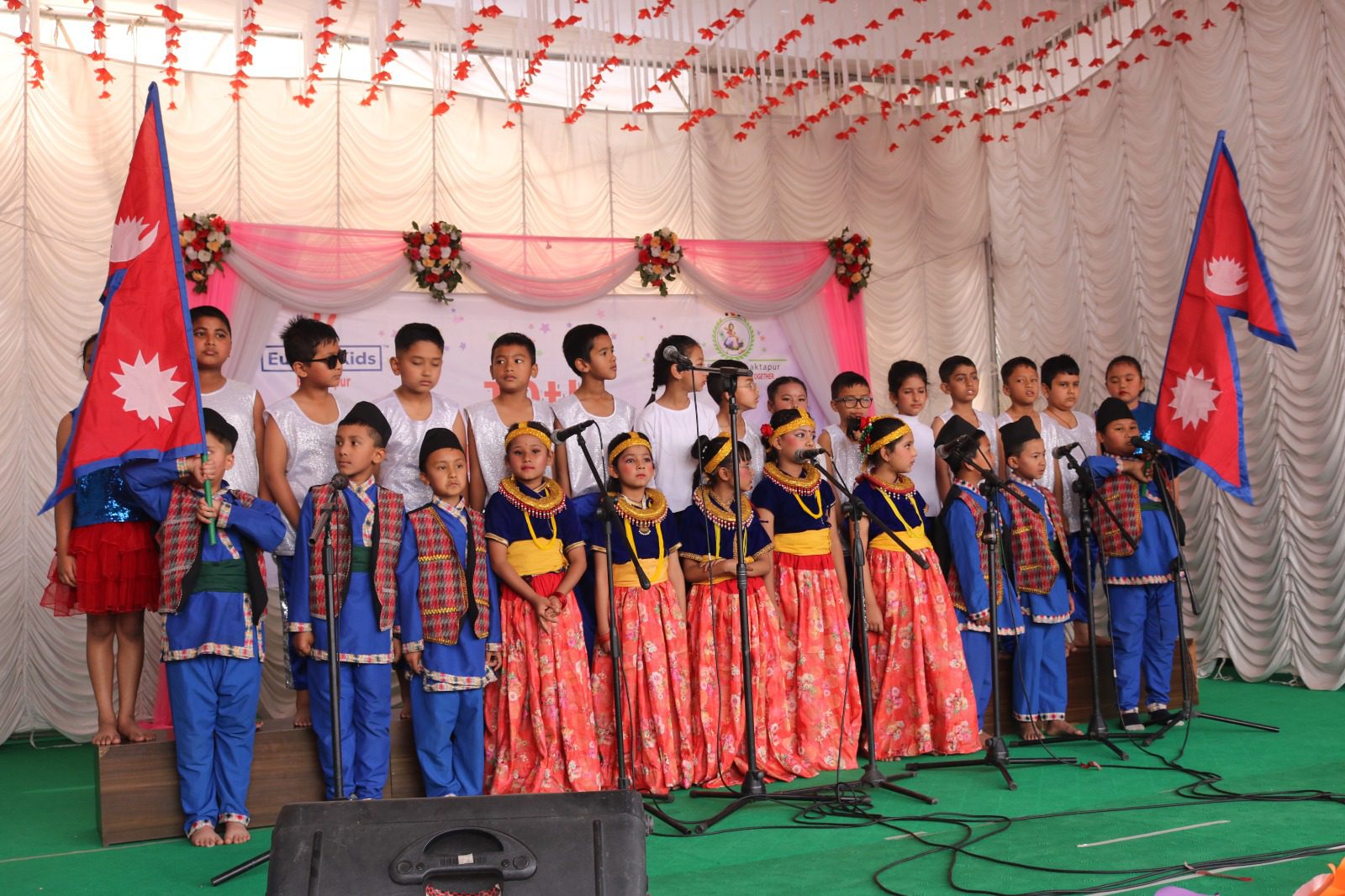 यूरो स्कुल सृजनानगर : एकैपटक ३९ जना विद्यार्थी भए दिक्षित (फोटोफिचर)