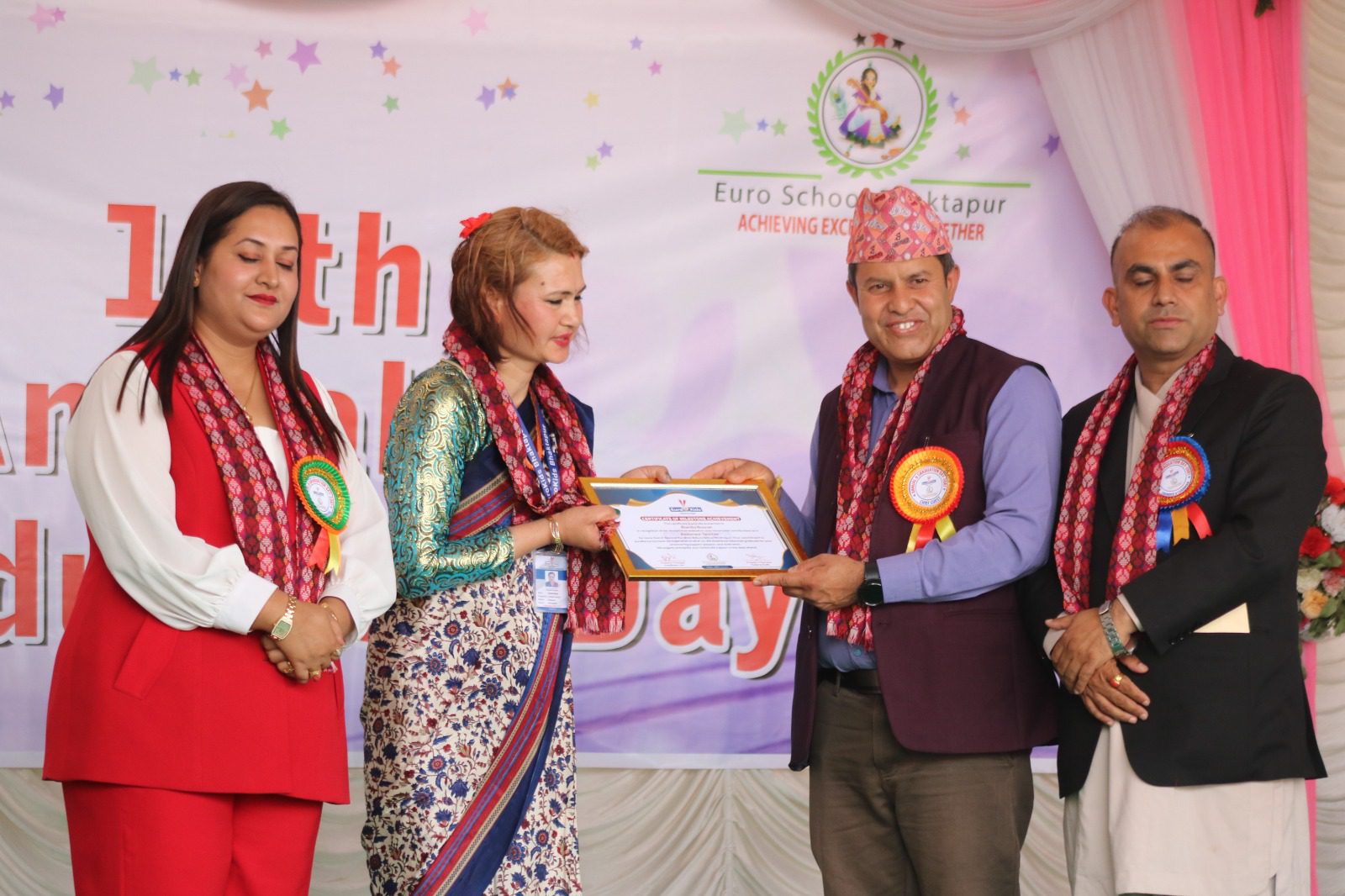 यूरो स्कुल सृजनानगर : एकैपटक ३९ जना विद्यार्थी भए दिक्षित (फोटोफिचर)