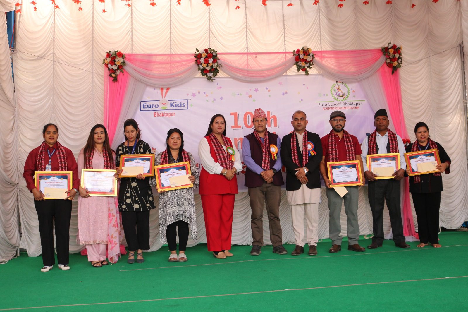 यूरो स्कुल सृजनानगर : एकैपटक ३९ जना विद्यार्थी भए दिक्षित (फोटोफिचर)