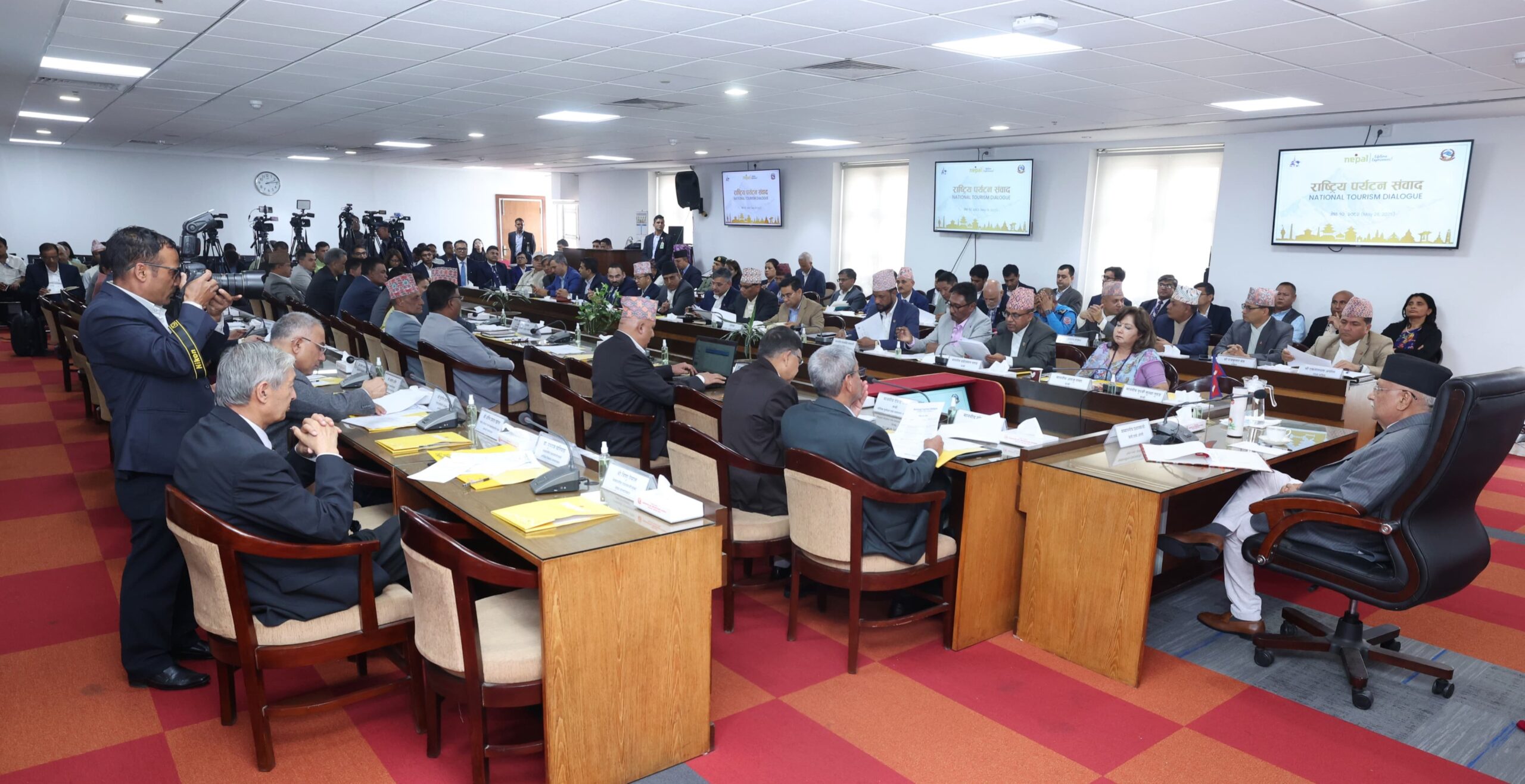 पर्यटकलाई कुनै झन्झट नदिन प्रधानमन्त्रीको निर्देशन