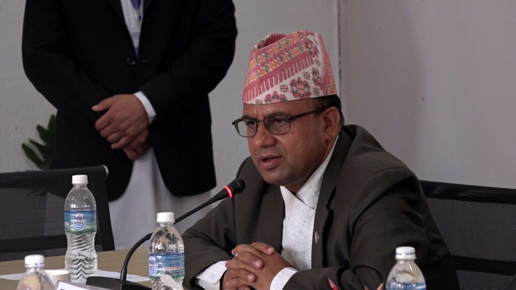 विधेयकले संस्थालाई टुक्रयाउने नभई व्यवस्थित पार्नेछ : मन्त्री पाण्डे