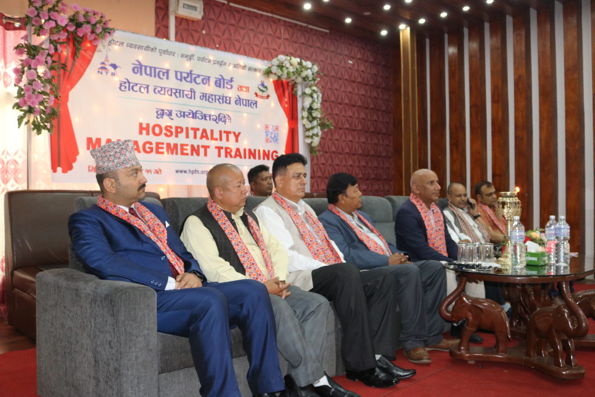 काठमाडौंका होटल व्यवसायीहरुलाई २ दिने आतिथ्यता व्यवस्थापन तालिम प्रदान